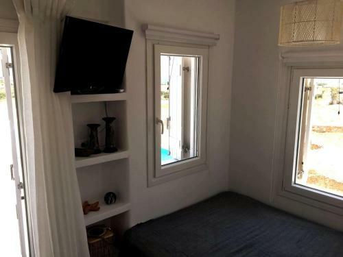 Newly Built Eastern Paros Home With Access To Pool