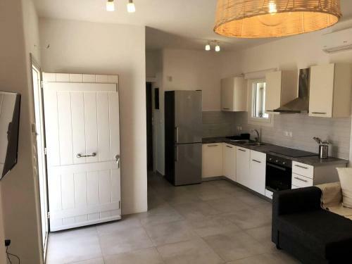 Newly Built Eastern Paros Home With Access To Pool