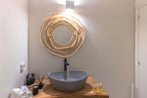 Hostal Ventu Luxury Suites