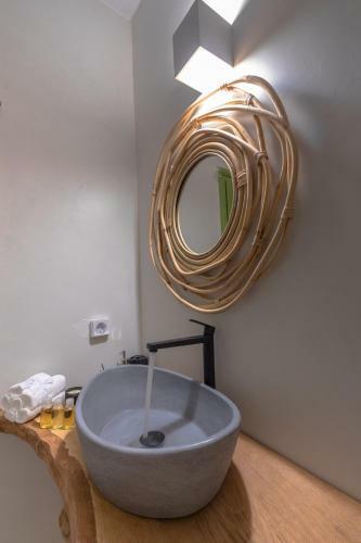 Hostal Ventu Luxury Suites