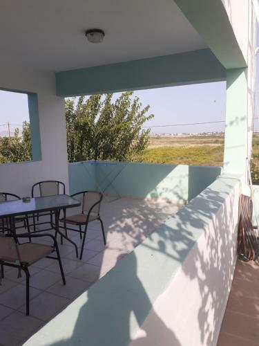 Zikas Apartments