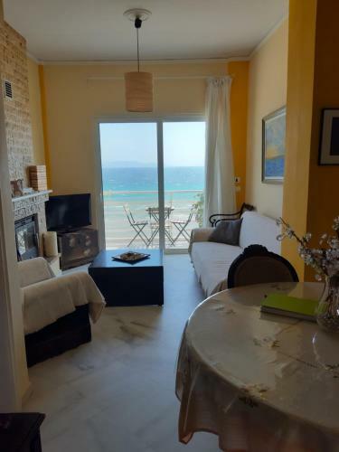 Apartment Michalis By The Sea