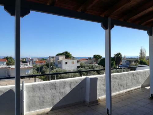 Seven Seas Apartments