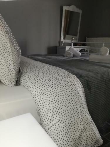 Seven Seas Apartments