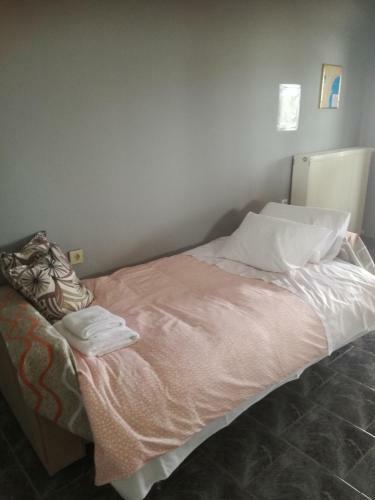 Seven Seas Apartments