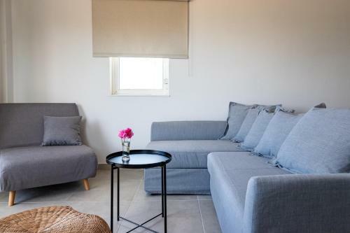 Euphoria Blue Studio Apartments