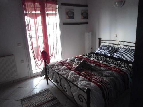 Sunny Apartment 15 Min From Airport And Sea