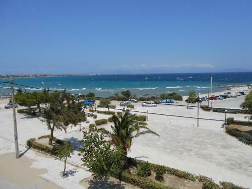 Eleni's Seafront Apartment