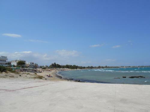 Eleni's Seafront Apartment