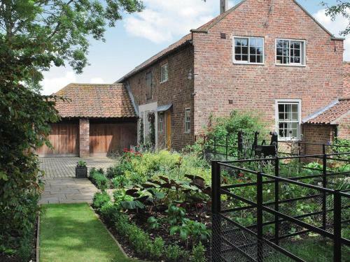 Moxby Priory Cottage