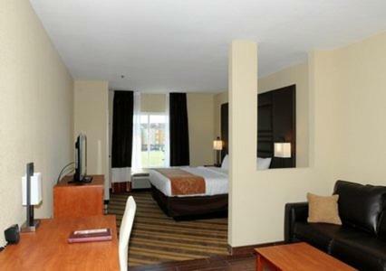 Hotel Comfort Suites Gonzales