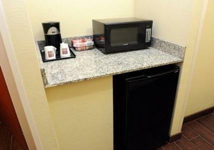 Hotel Comfort Suites Gonzales