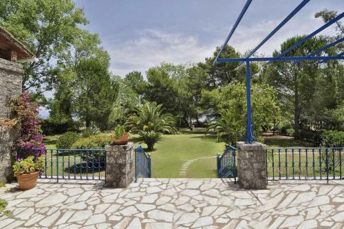 Villa Lefka