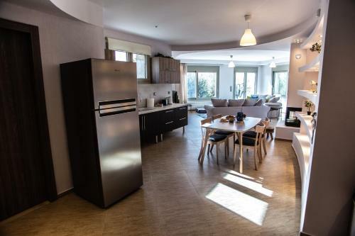 Zennova #21 Villa Melezin