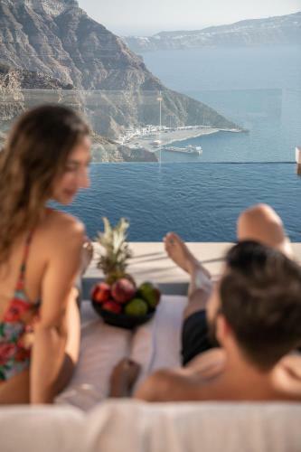 Hotel Apeiron Blue Santorini