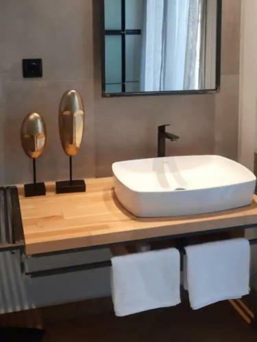 Sroom Apartment