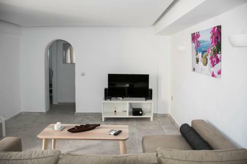Santorini Villatzio Suites