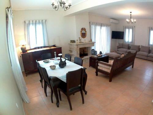 Mezapos Villa Katerina