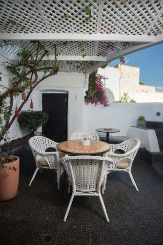 Villa Orpheus Santorini