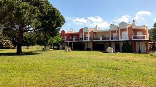 Sithon Villa - Seafront House