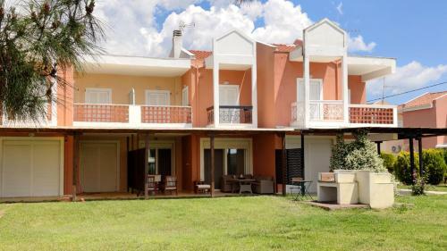 Sithon Villa - Seafront House