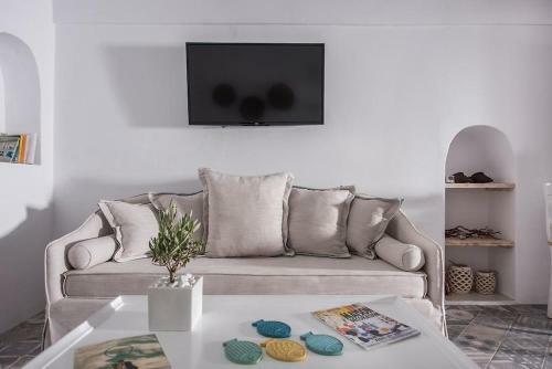 Luxury Villa First Santorini