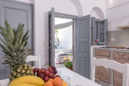 Luxury Villa First Santorini