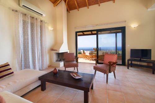 Sea View Antigone's Villa With Playground