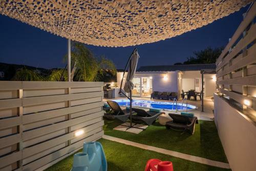 B&m Villas