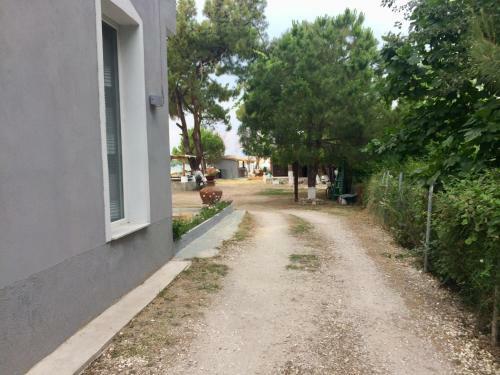 Poplar Lofts & Apartments Karavouzi