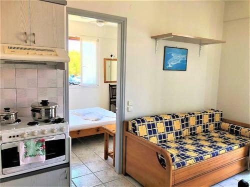 Mythos Suites-apollo Apartment