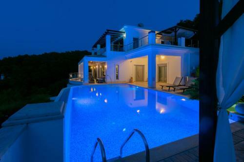 Ionian Pearl Luxury Spa Villa