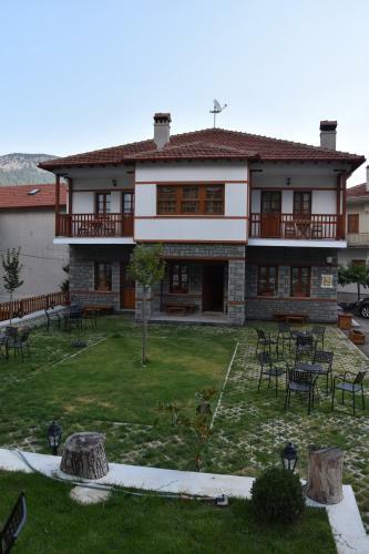 Hostal Nuca Guesthouse