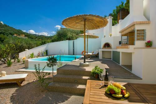 Pakio Luxury Villa : Private Cretan Holidays