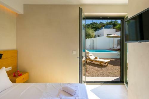 Pakio Luxury Villa : Private Cretan Holidays