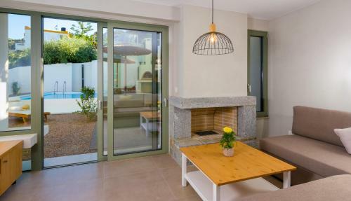 Pakio Luxury Villa : Private Cretan Holidays