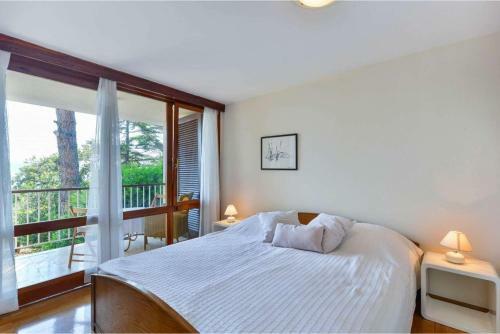 Janika Holiday Home