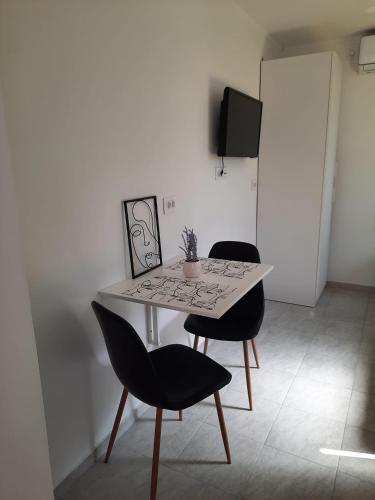 Apartmani Eva - Studio, Soba -
