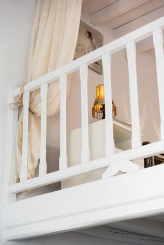 Traditional Split Level House In Mykonos Town