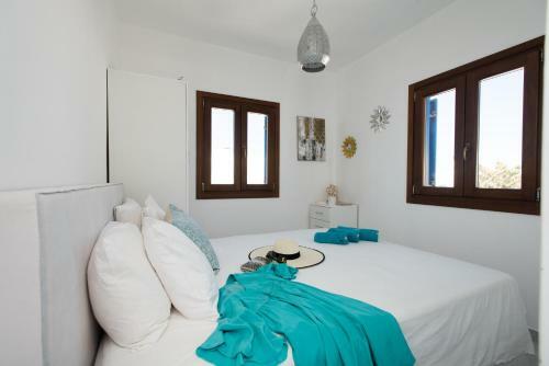 Olive Tree, Mykonos Town 2brm Apartment With Pool