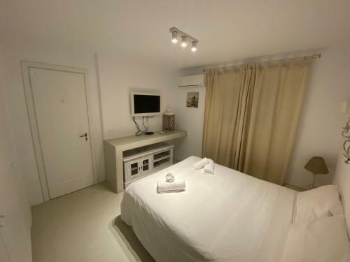 White Diamond Villa Mykonos