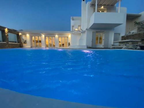 White Diamond Villa Mykonos