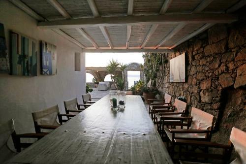 Amati Villa Cavo Dellos