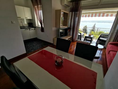 Apartment Villa 1 Sara 4 Pax