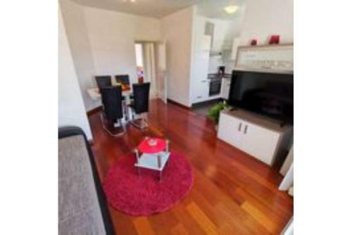 Apartment Villa 2 Sara 4 Pax