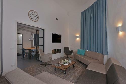 Hotel Watertower - Badhuisstraat 187 - Vlissingen