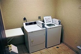 Motel 6 Sandusky - Huron