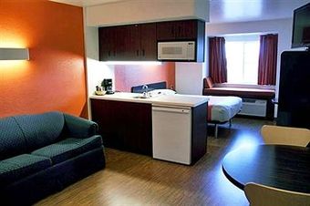 Motel 6 Sandusky - Huron