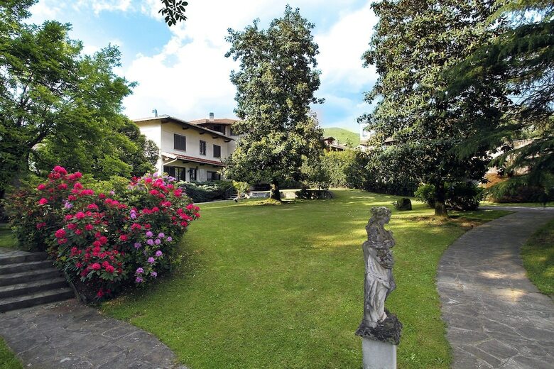 Bed & Breakfast Villa Sarchi