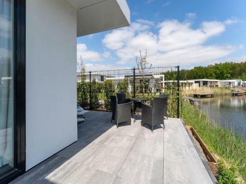 Attractive Villa In Zeewolde With Garden
